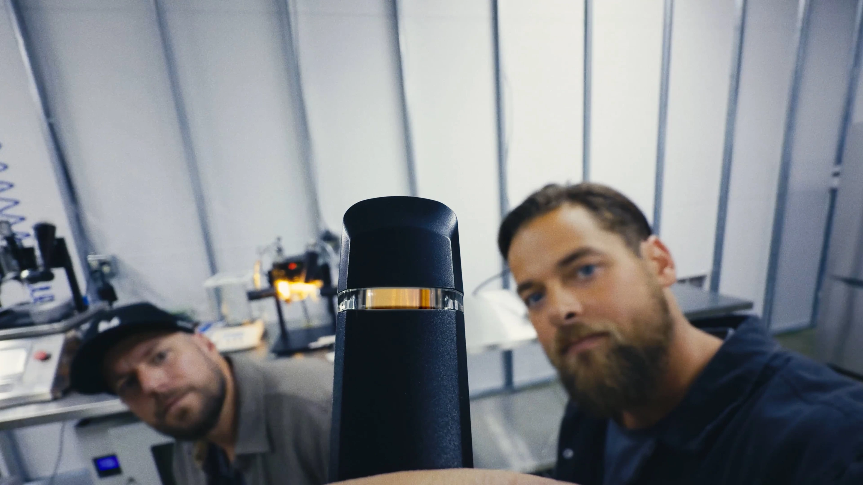 Rosin Vape Perfected. The Science Behind the Postless Axil Mini Air  All-In-One | News | ACTIVE